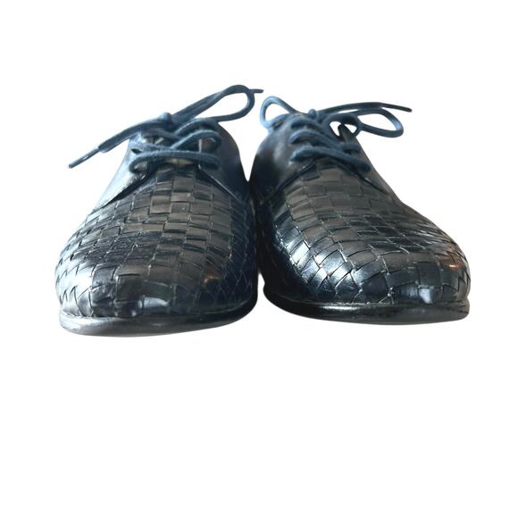 TROTTERS Woven Leather Loafer Flats Sz 6.5 Navy Blue Lace Up Vintage 90s Preppy - Picture 2 of 10